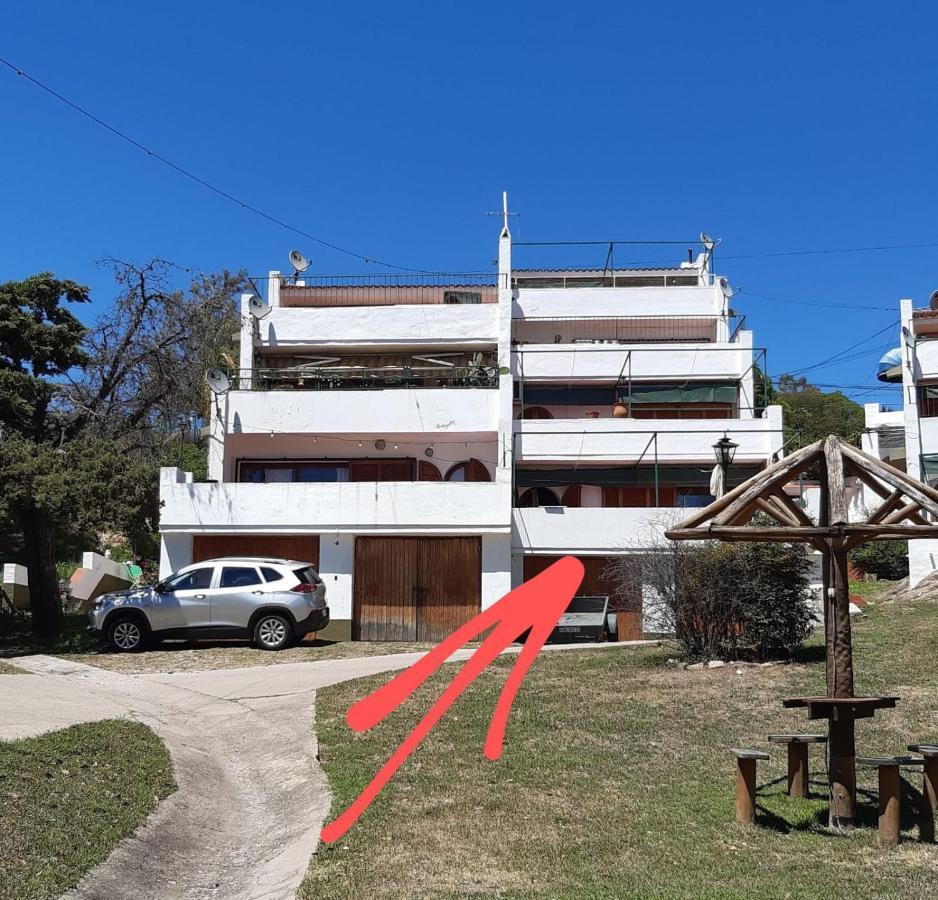 Departamentos Carlos Paz Bajada Al Lago Villa Carlos Paz Exterior foto