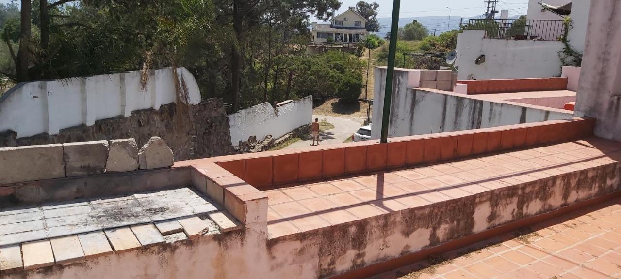 Departamentos Carlos Paz Bajada Al Lago Villa Carlos Paz Exterior foto
