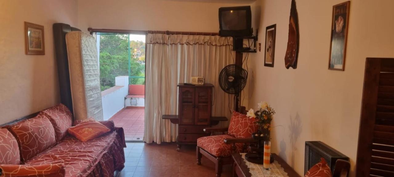 Departamentos Carlos Paz Bajada Al Lago Villa Carlos Paz Exterior foto