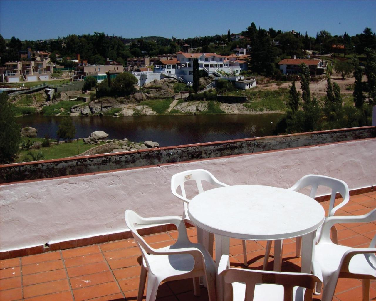 Departamentos Carlos Paz Bajada Al Lago Villa Carlos Paz Exterior foto