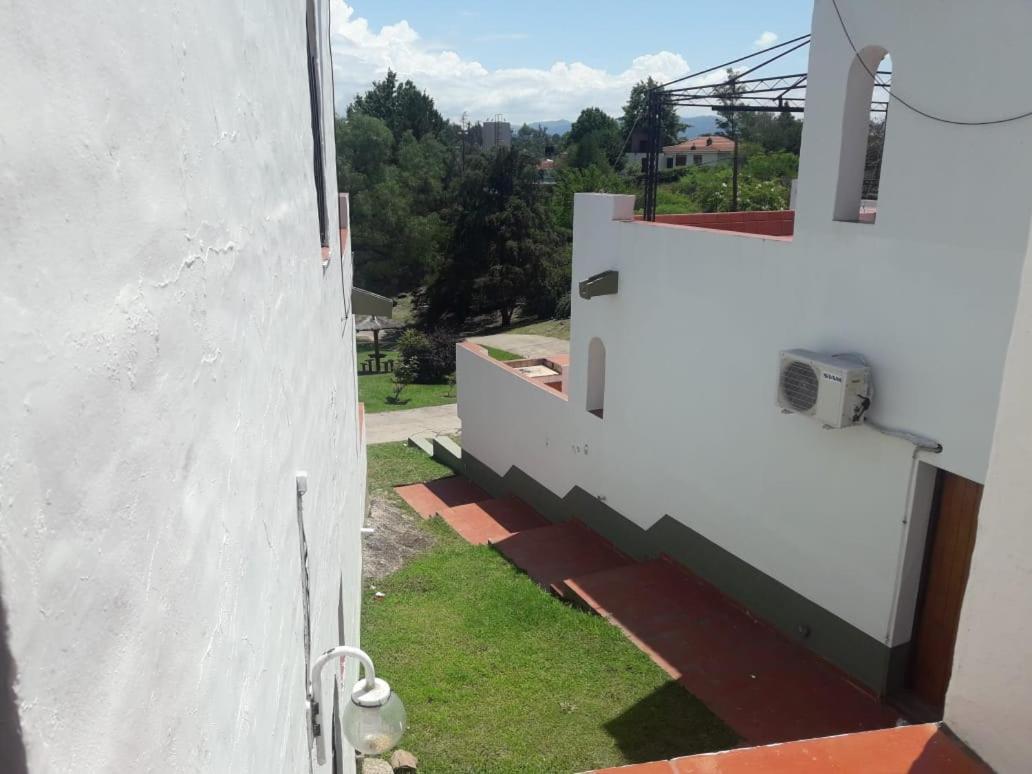 Departamentos Carlos Paz Bajada Al Lago Villa Carlos Paz Exterior foto